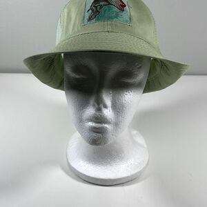 Small Billed Fishing Cap w/ Bass on Front. Green.
Size Small